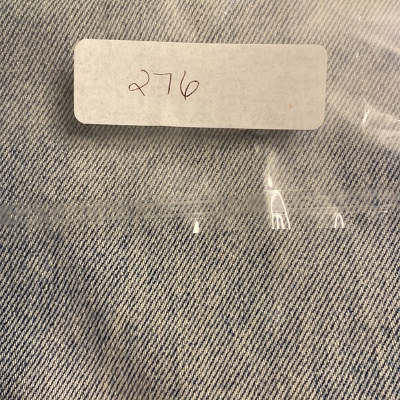 Kids Levi 505 Regular Light Wash Mom Jeans size 16 28 by 28 - Picture 16 of 16